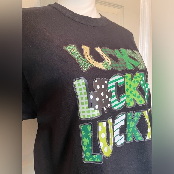 Gildan 100% Heavy Cotton Custom St. Patrick’s Day Graphic T-shirt Women’s Medium - Picture 10 of 13